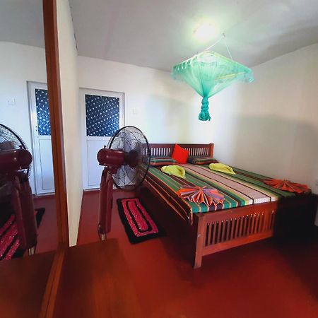 Luna Beach Home & Cabanas Galle Exterior photo