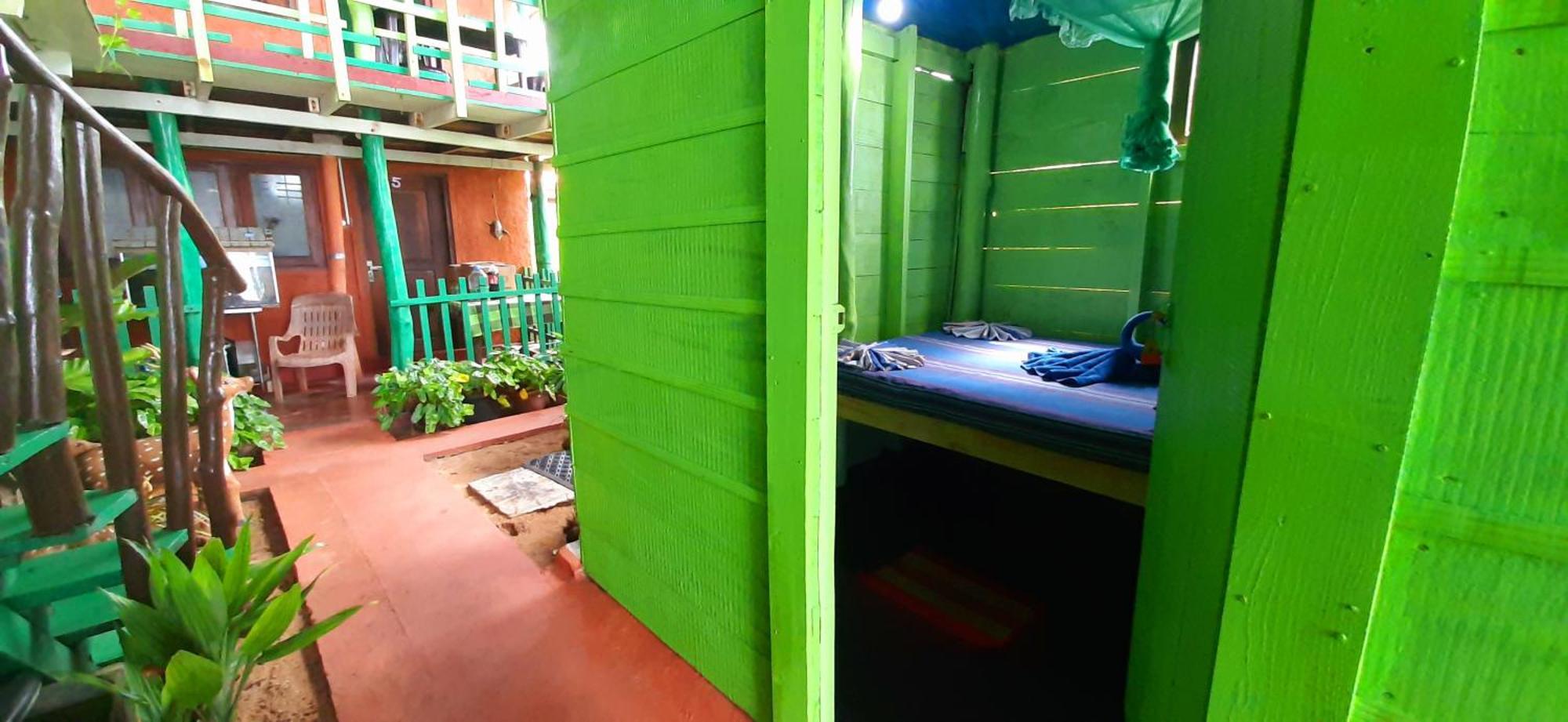 Luna Beach Home & Cabanas Galle Room photo